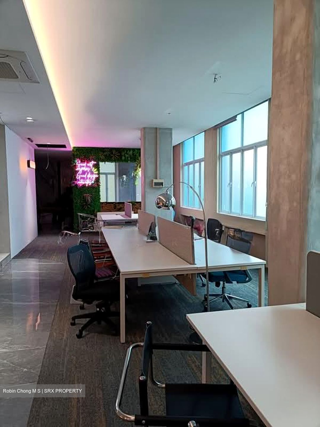 Ingolstadt Centre (D13), Office #568712291